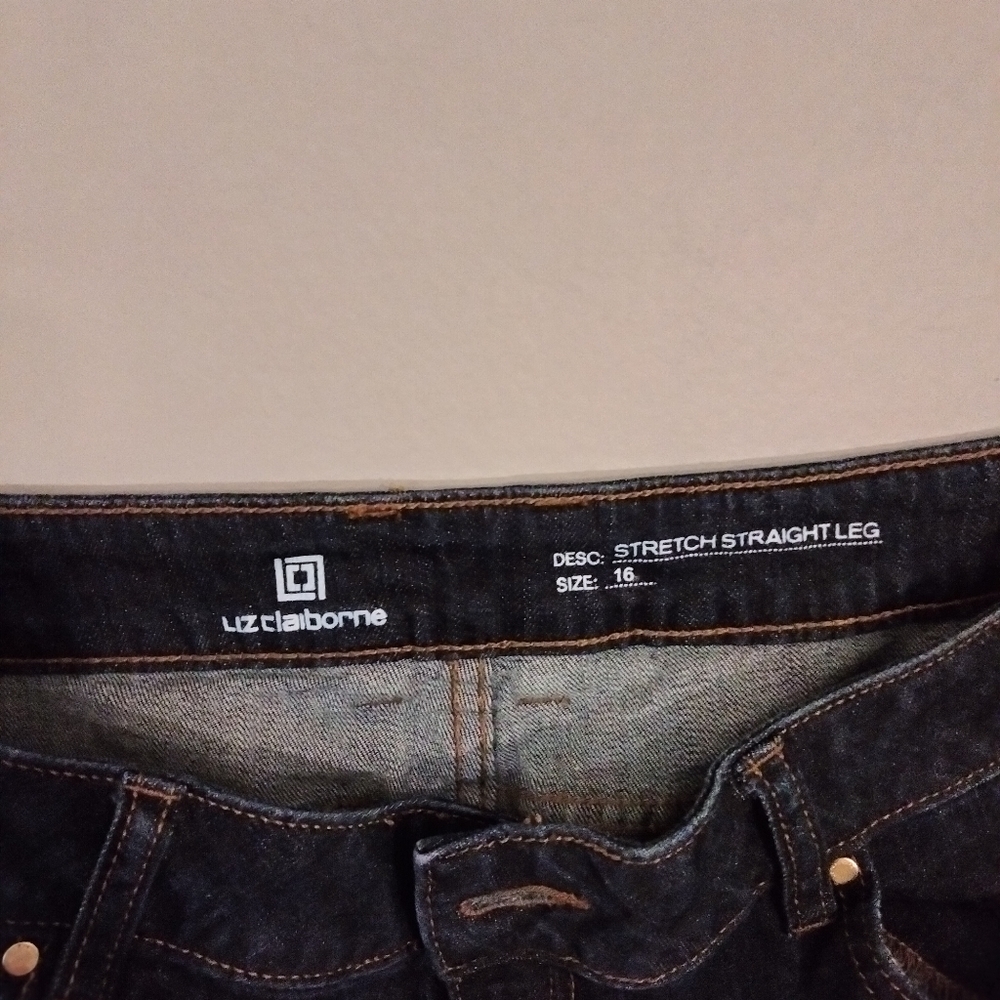 Liz Claiborne stretch straight legs size 16